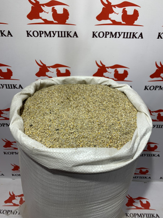 Зерносмесь дробленая мелкая фракция-кормосмесь (30 кг/меш) 1кг.